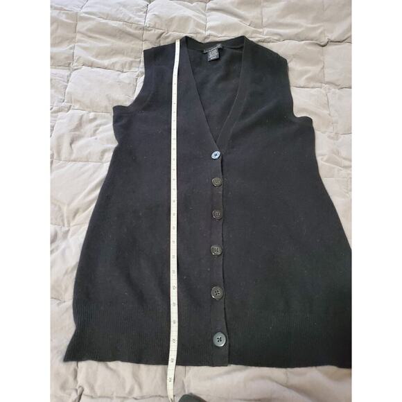 Lord & Taylor 100% Cashmere Sleeveless Cardigan Vest Women’s S Button Front - Picture 7 of 10